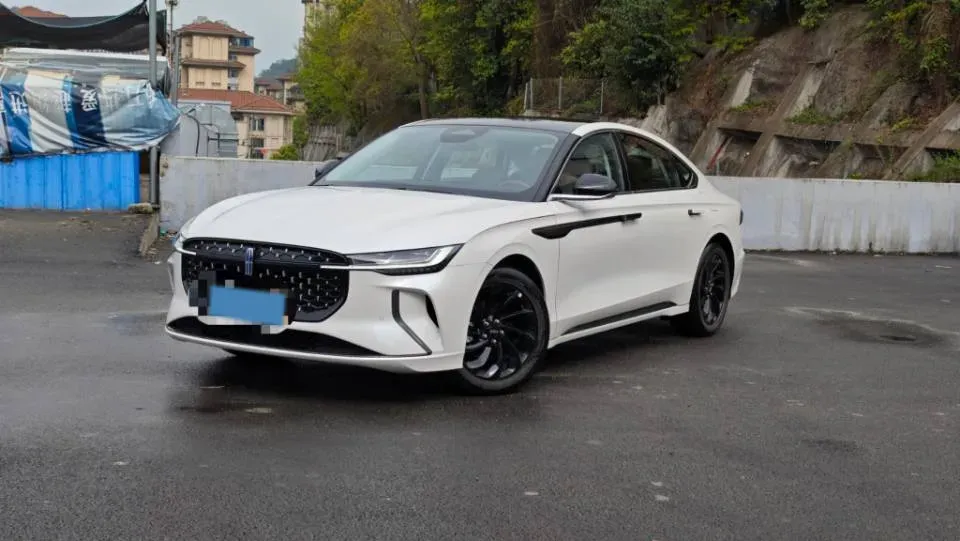 2025 Lincoln Z 2.0T 294HP L4 E-CVT Hybrid,autocango,china used car exporter,china ev exporter,chinese used car exporter,chinese used ev exporter