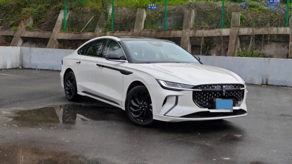 2025 Lincoln Z 2.0T 294HP L4 E-CVT Hybrid,autocango,china used car exporter,china ev exporter,chinese used car exporter,chinese used ev exporter