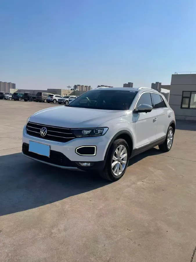 2022 Volkswagen T-Roc 1.4T 150HP L4 7DCT,autocango,china used car exporter,china ev exporter,chinese used car exporter,chinese used ev exporter