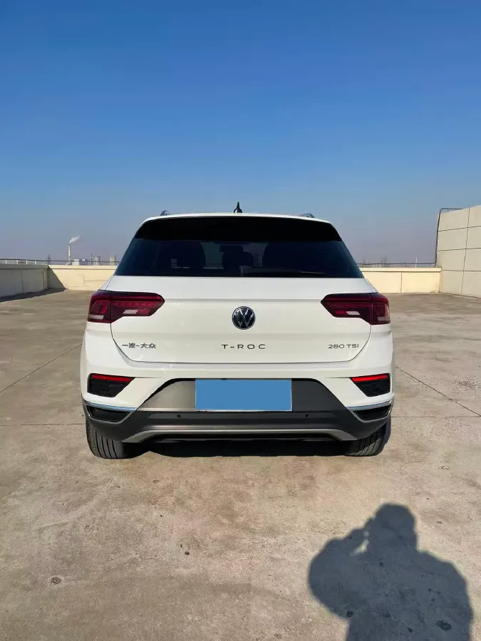 2022 Volkswagen T-Roc 1.4T 150HP L4 7DCT,autocango,china used car exporter,china ev exporter,chinese used car exporter,chinese used ev exporter