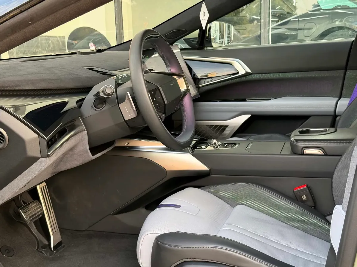 2023 HiPhi Z BEV 120KWH,autocango,china used car exporter,china ev exporter,chinese used car exporter,chinese used ev exporter