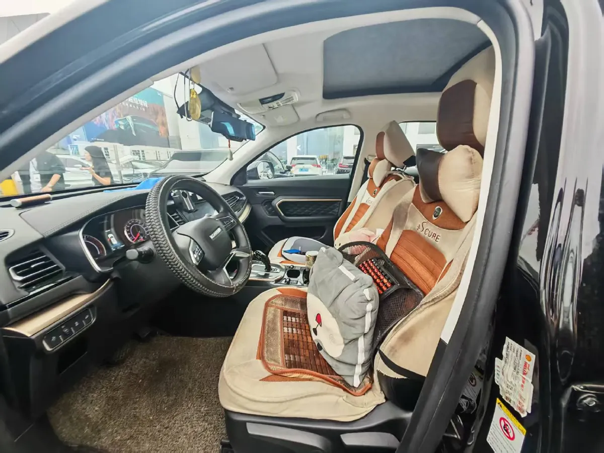 2021 Haval H6 1.5T 169HP L4 7DCT,autocango,china used car exporter,china ev exporter,chinese used car exporter,chinese used ev exporter