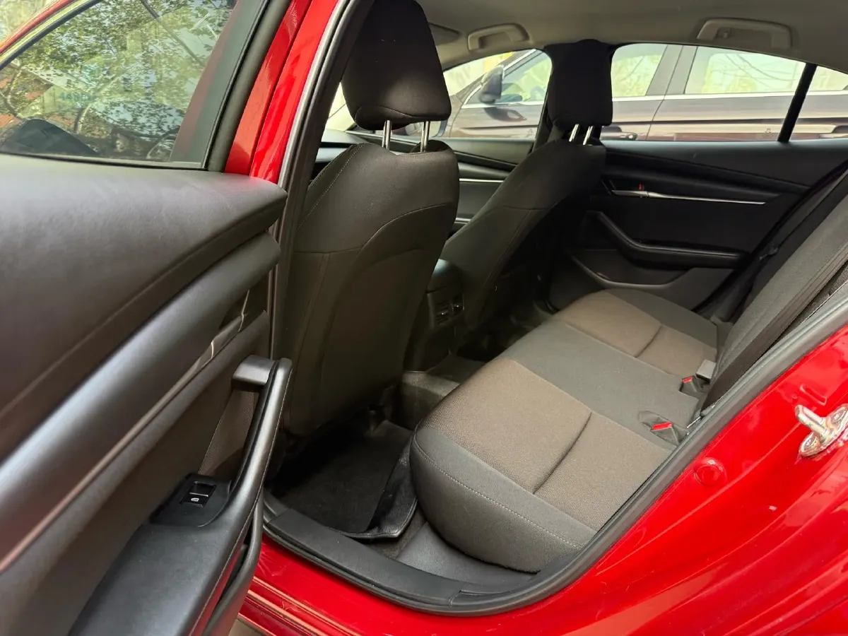 2021 Mazda 3 Axela 1.5L 117HP L4 6AT,autocango,china used car exporter,china ev exporter,chinese used car exporter,chinese used ev exporter