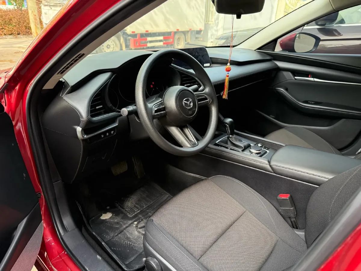 2021 Mazda 3 Axela 1.5L 117HP L4 6AT,autocango,china used car exporter,china ev exporter,chinese used car exporter,chinese used ev exporter