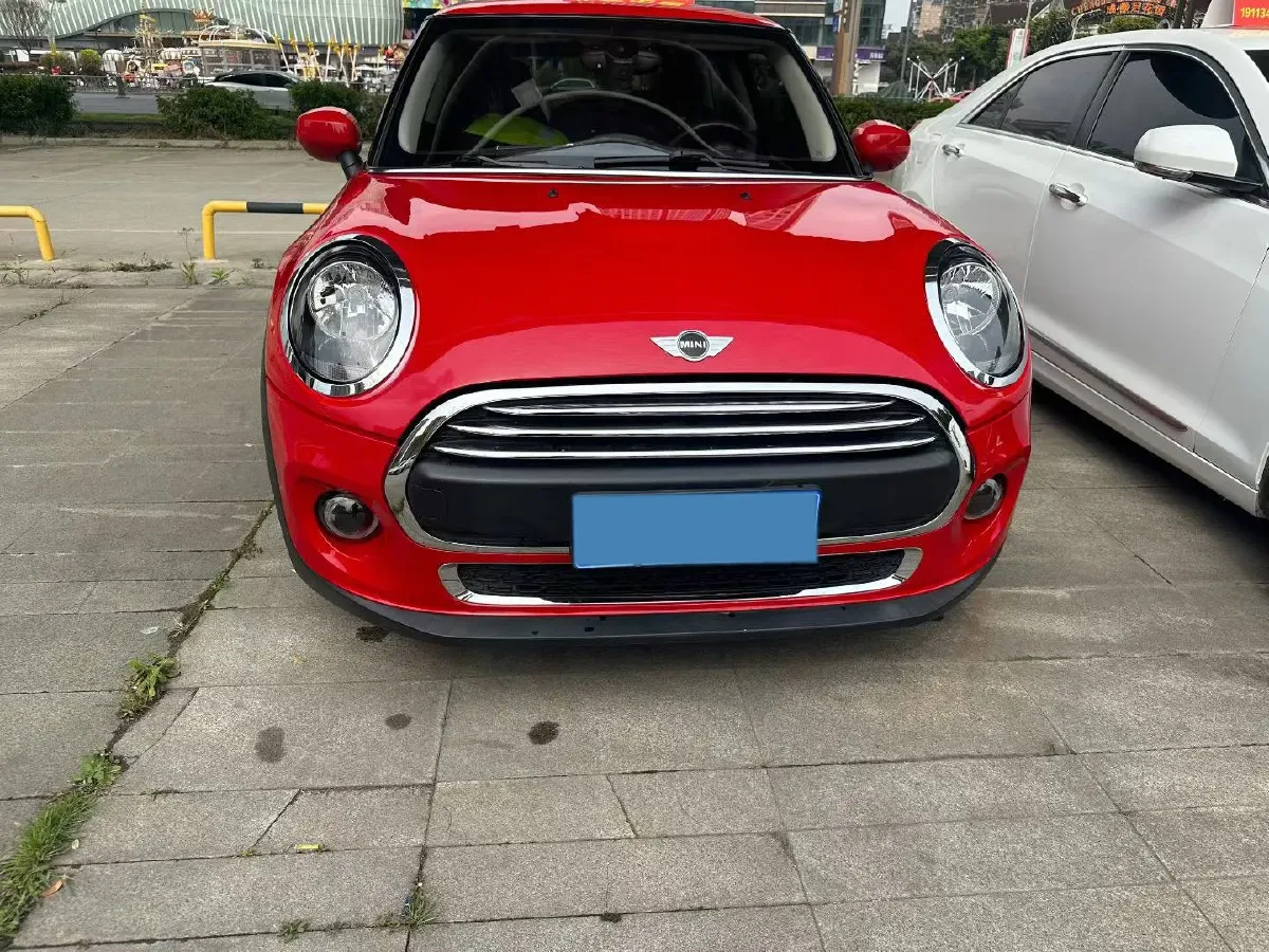 2020 MINI MINI 1.5T 102HP L3 7DCT,autocango,china used car exporter,china ev exporter,chinese used car exporter,chinese used ev exporter