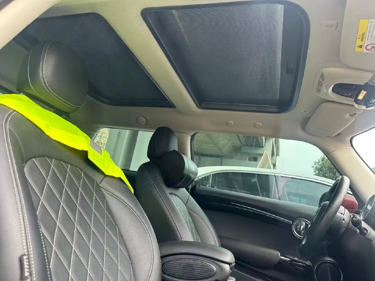 2020 MINI MINI 1.5T 102HP L3 7DCT,autocango,china used car exporter,china ev exporter,chinese used car exporter,chinese used ev exporter