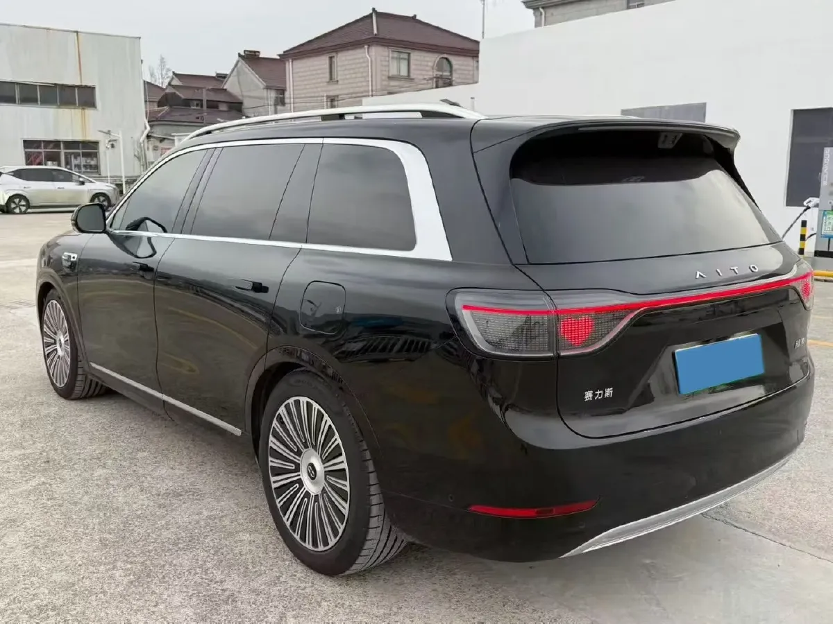 2025 AITO AITO M9 REEV 160HP REEV 52KWH,autocango,china used car exporter,china ev exporter,chinese used car exporter,chinese used ev exporter