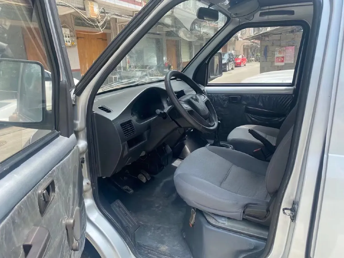 2015 Dongfeng DongFeng Pickup 2.4T 82HP L4 5MT,autocango,china used car exporter,china ev exporter,chinese used car exporter,chinese used ev exporter