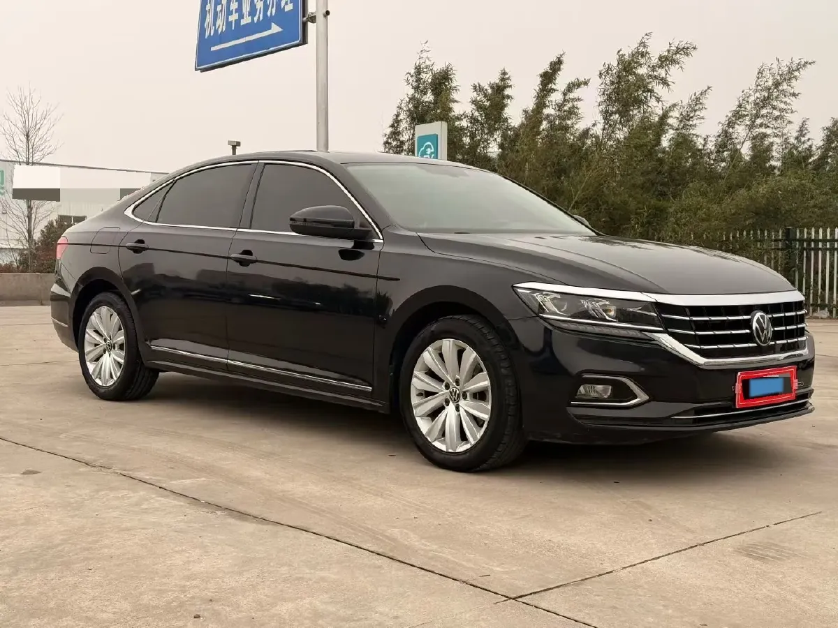 2020 Volkswagen Passat 2.0T 186HP L4 7DCT,autocango,china used car exporter,china ev exporter,chinese used car exporter,chinese used ev exporter