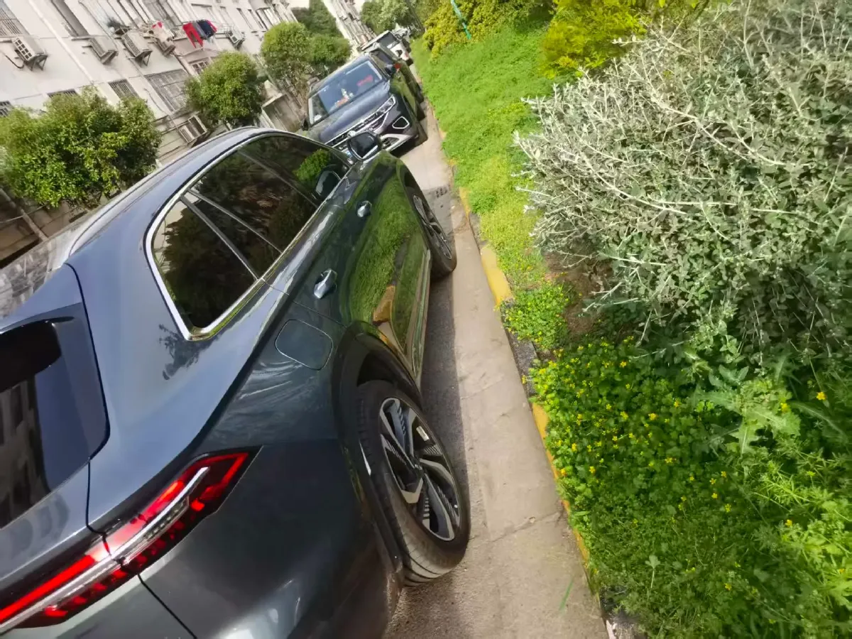 2021 Geely Monjaro 2.0T 218HP L4 7DCT,autocango,china used car exporter,china ev exporter,chinese used car exporter,chinese used ev exporter