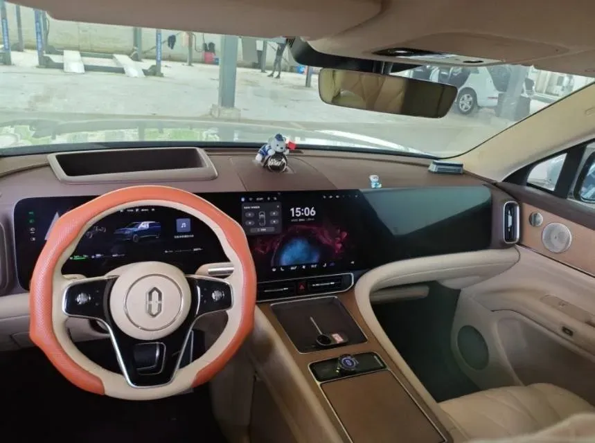 2024 AITO AITO M9 1.5T 152HP L4 REEV 42KWH,autocango,china used car exporter,china ev exporter,chinese used car exporter,chinese used ev exporter