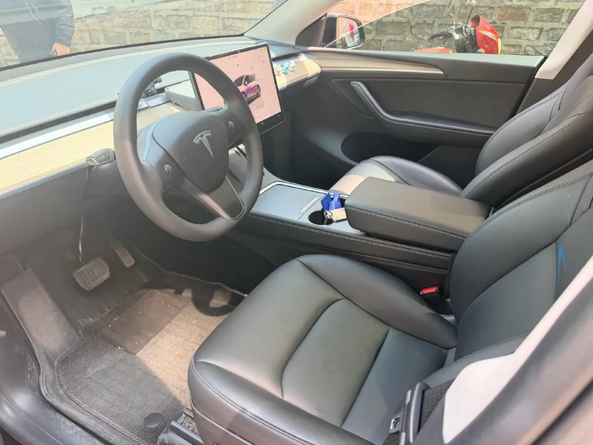 2022 Tesla Model Y BEV 60KWH,autocango,china used car exporter,china ev exporter,chinese used car exporter,chinese used ev exporter