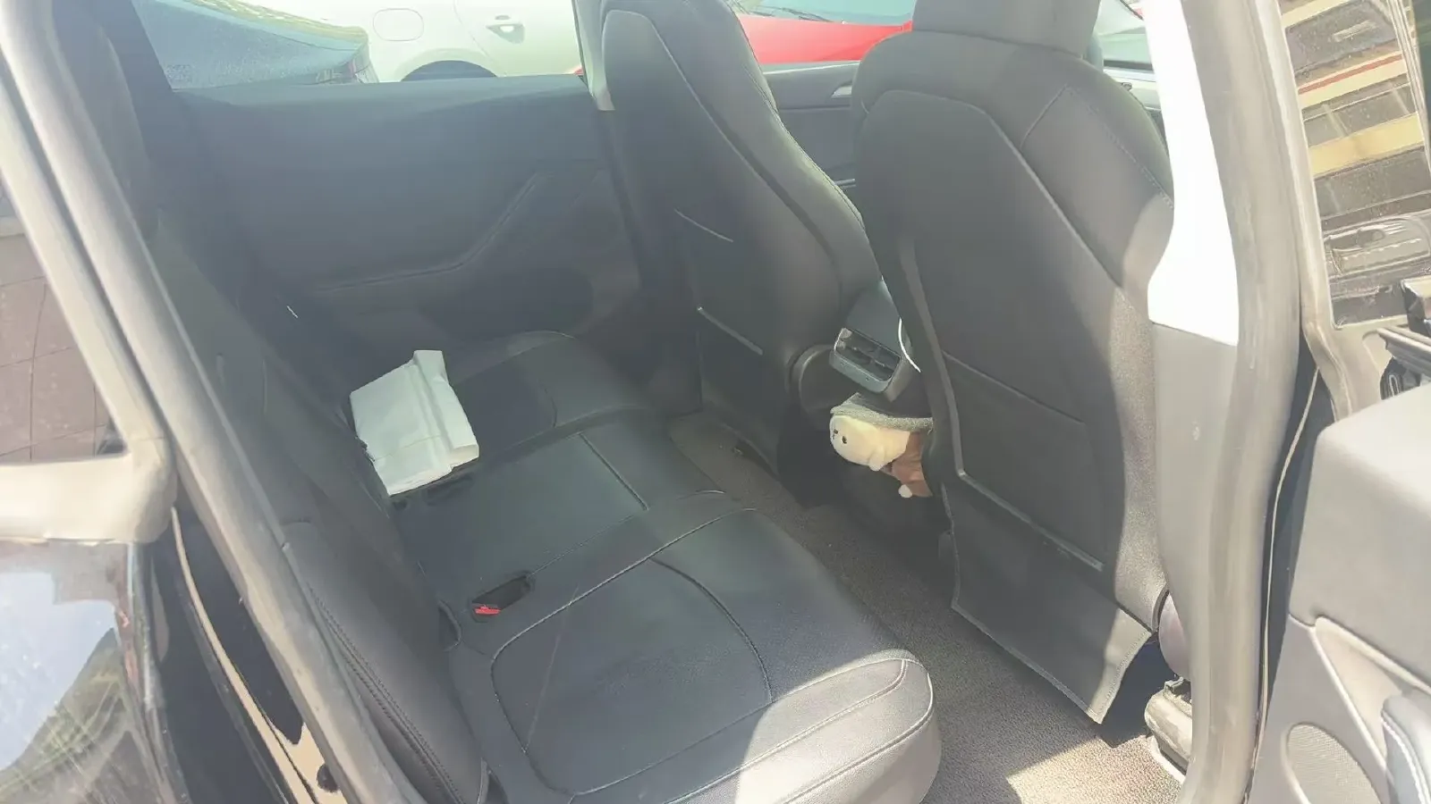 2022 Tesla Model Y BEV 60KWH,autocango,china used car exporter,china ev exporter,chinese used car exporter,chinese used ev exporter