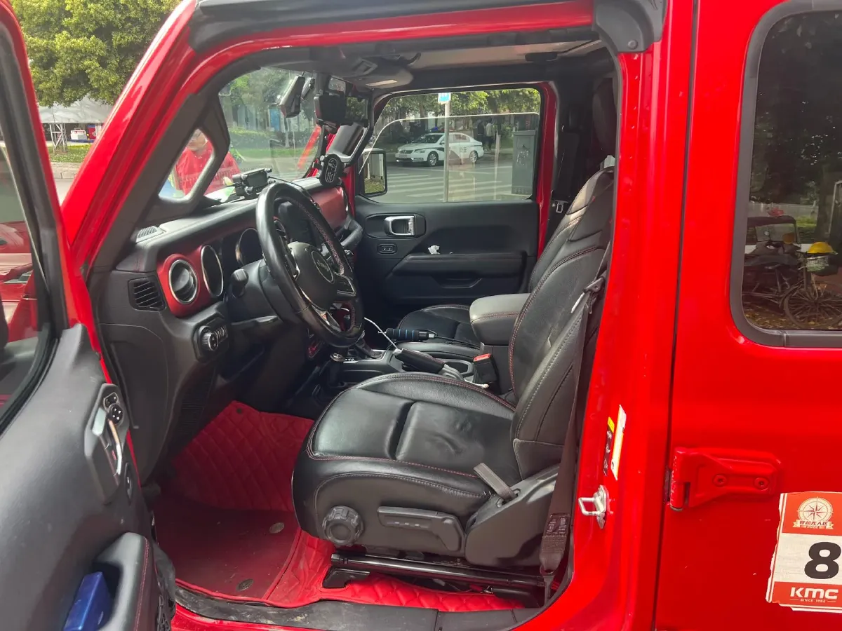 2019 Jeep Wrangler 2.0T 266HP L4 8AT,autocango,china used car exporter,china ev exporter,chinese used car exporter,chinese used ev exporter