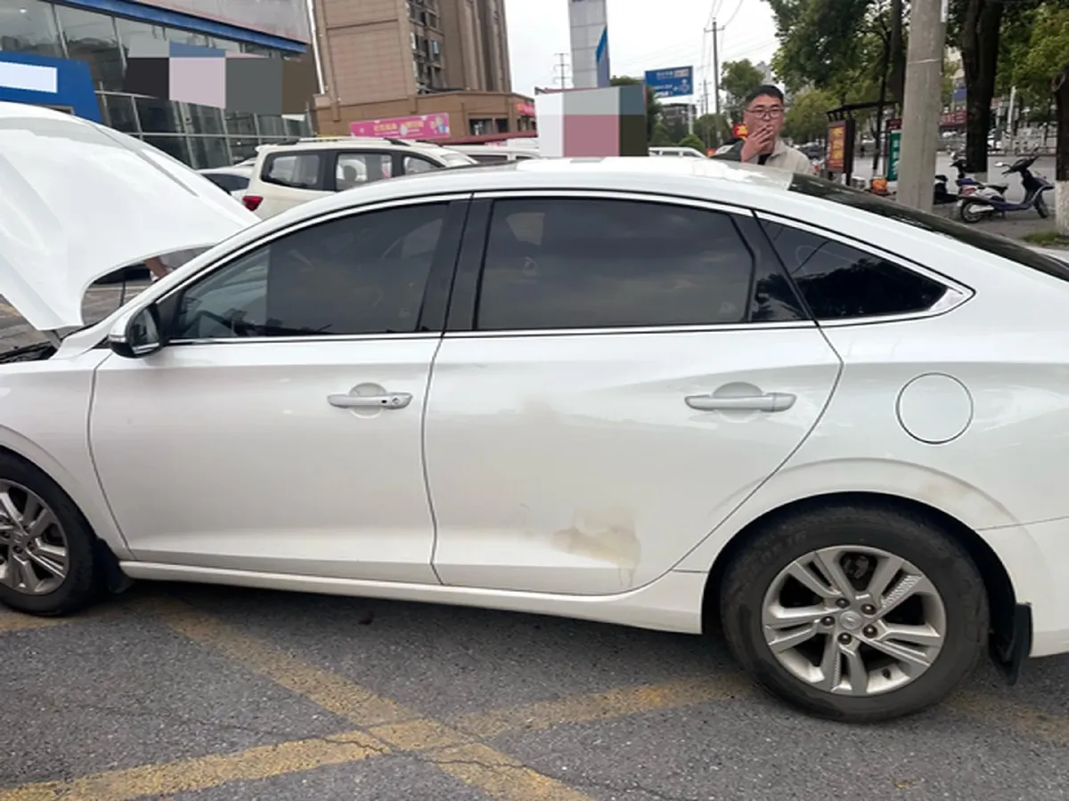 2019 ChangAn Eado 1.6L 128HP L4 5MT,autocango,china used car exporter,china ev exporter,chinese used car exporter,chinese used ev exporter