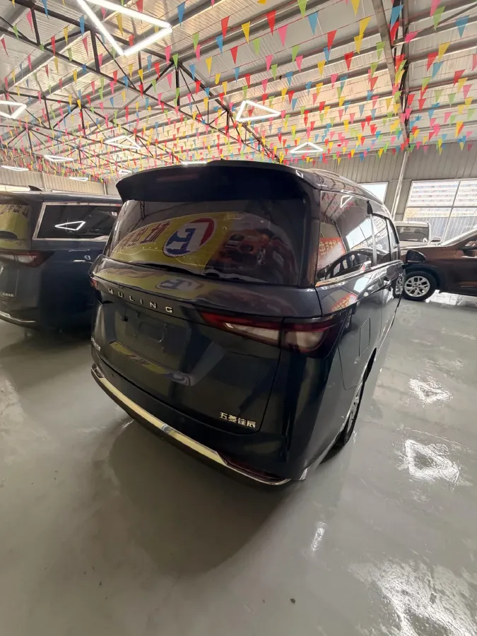 2022 WuLing JiaChen 1.5T 147HP L4 6MT,autocango,china used car exporter,china ev exporter,chinese used car exporter,chinese used ev exporter