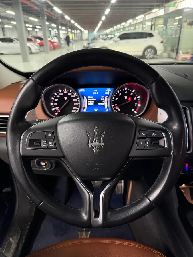 2019 Maserati Levante 3.0T 350HP V6 8AT,autocango,china used car exporter,china ev exporter,chinese used car exporter,chinese used ev exporter