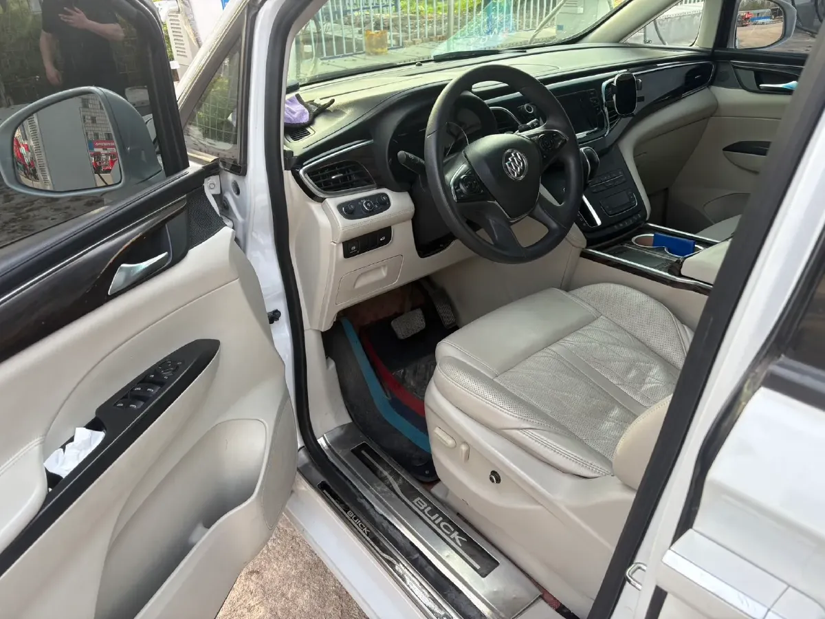 2018 Buick GL8 2.0T 260HP L4 6AT,autocango,china used car exporter,china ev exporter,chinese used car exporter,chinese used ev exporter