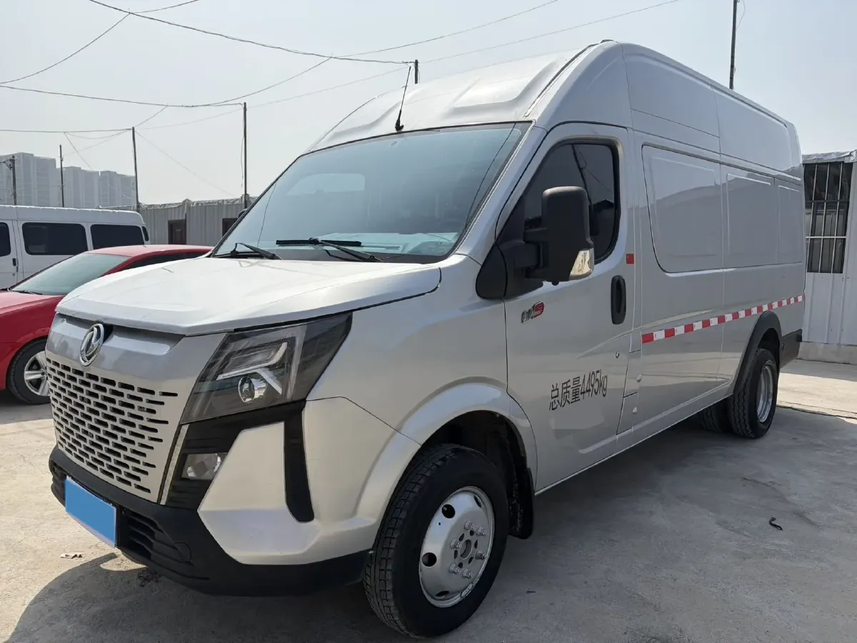 2023 Ford Transit 2.0T 220HP L4 5MT,autocango,china used car exporter,china ev exporter,chinese used car exporter,chinese used ev exporter