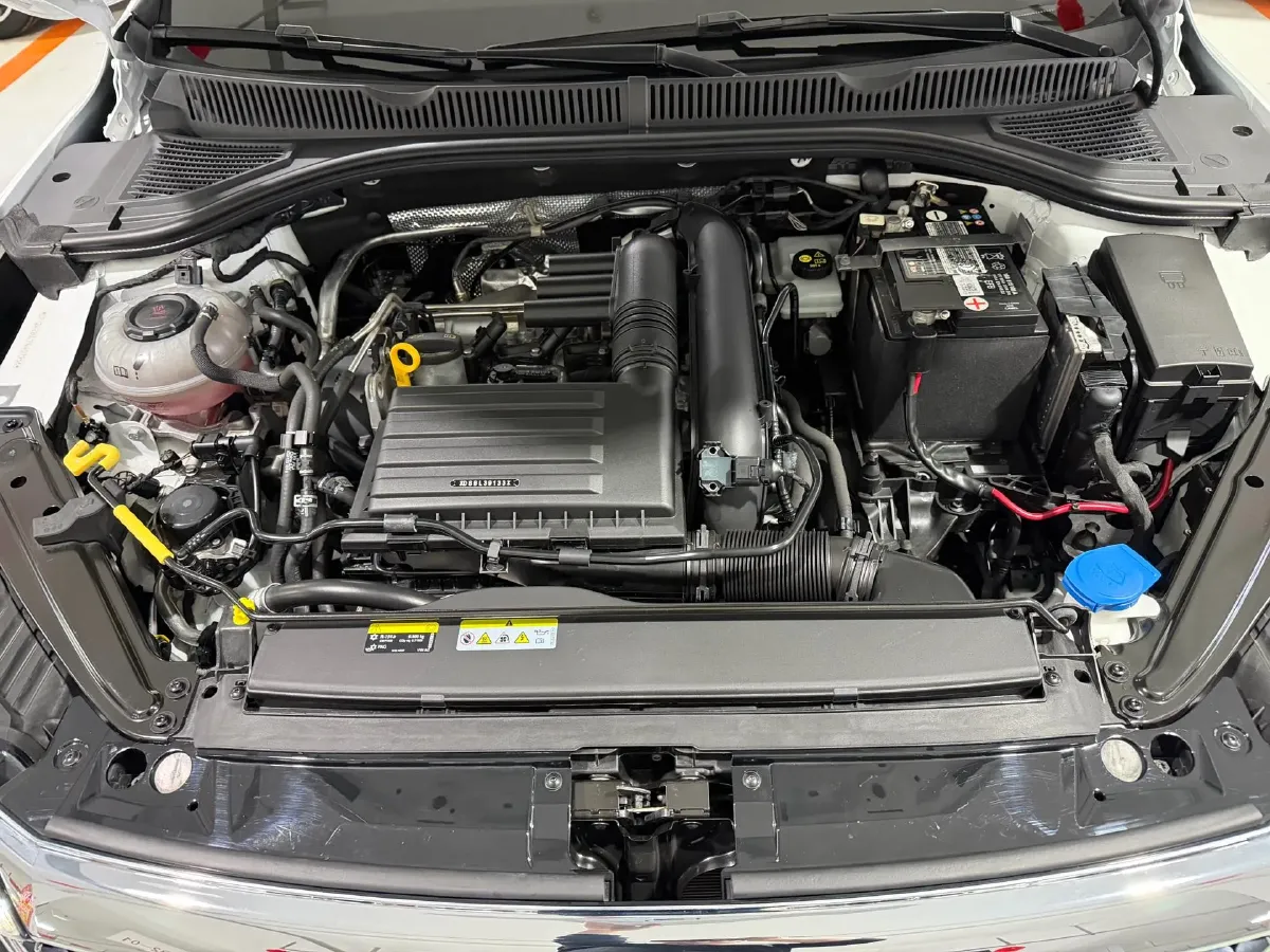 2023 Volkswagen Sagitar 1.4T 150HP L4 7DCT,autocango,china used car exporter,china ev exporter,chinese used car exporter,chinese used ev exporter