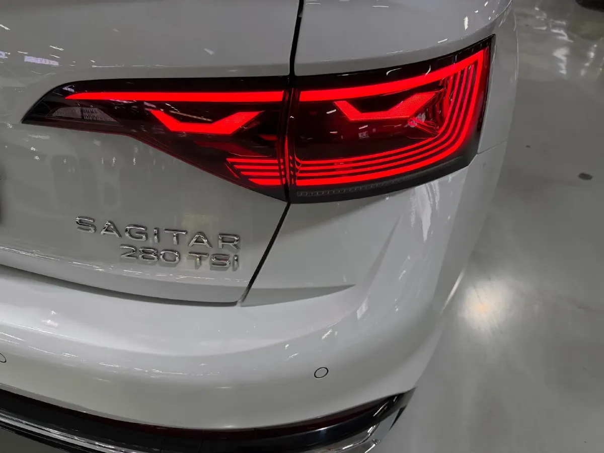 2023 Volkswagen Sagitar 1.4T 150HP L4 7DCT,autocango,china used car exporter,china ev exporter,chinese used car exporter,chinese used ev exporter