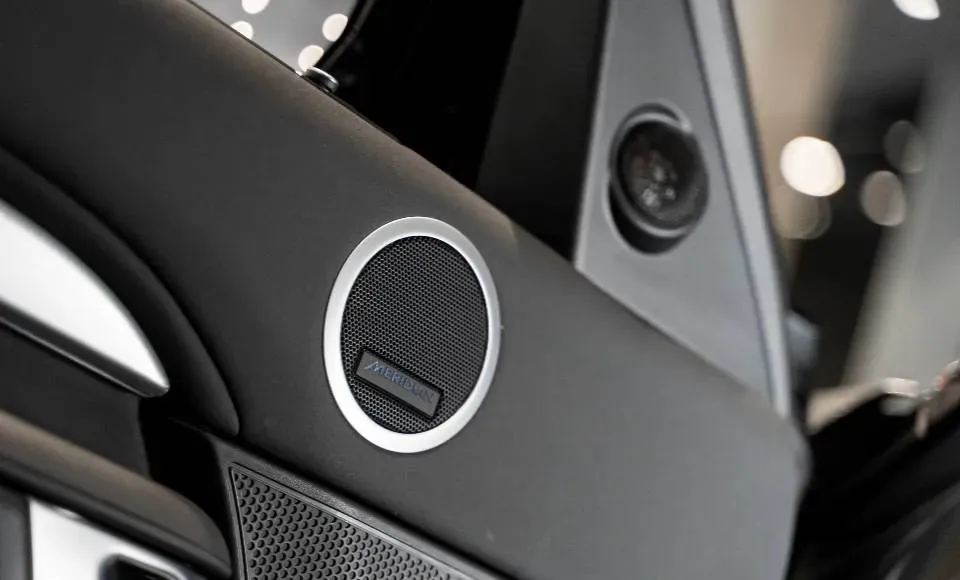 2020 Land Rover Discovery 3.0T 340HP V6 8AT,autocango,china used car exporter,china ev exporter,chinese used car exporter,chinese used ev exporter