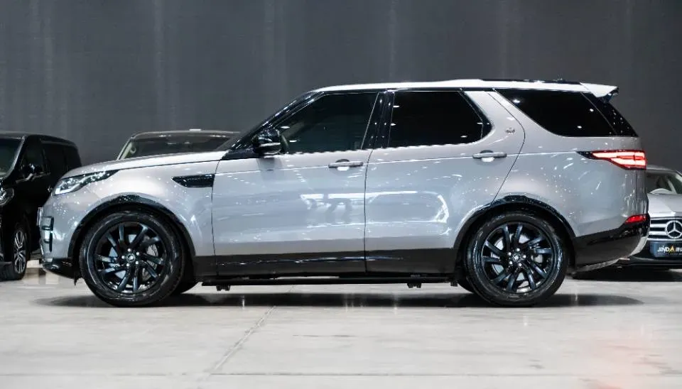 2020 Land Rover Discovery 3.0T 340HP V6 8AT,autocango,china used car exporter,china ev exporter,chinese used car exporter,chinese used ev exporter