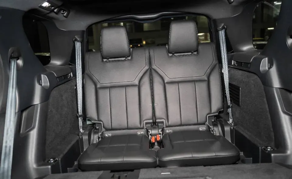 2020 Land Rover Discovery 3.0T 340HP V6 8AT,autocango,china used car exporter,china ev exporter,chinese used car exporter,chinese used ev exporter