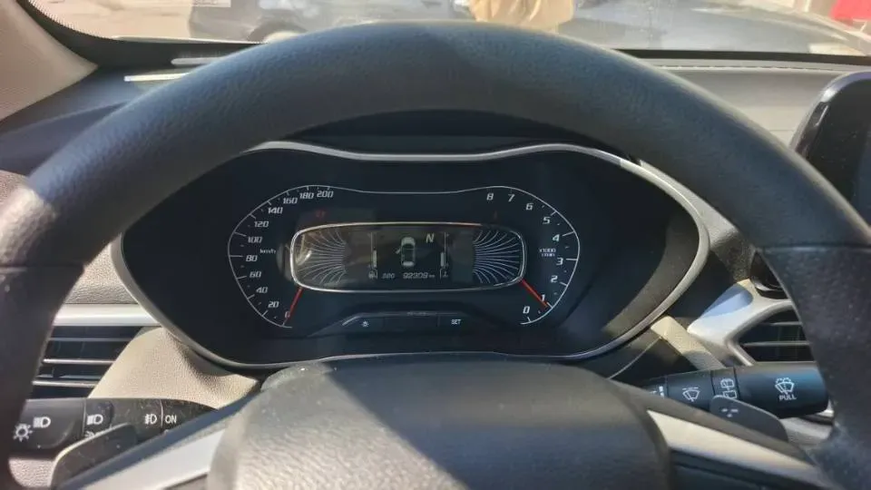 2017 BaoJun 310W 1.5L 105HP L4 6MT,autocango,china used car exporter,china ev exporter,chinese used car exporter,chinese used ev exporter