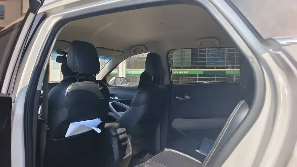 2017 BaoJun 310W 1.5L 105HP L4 6MT,autocango,china used car exporter,china ev exporter,chinese used car exporter,chinese used ev exporter