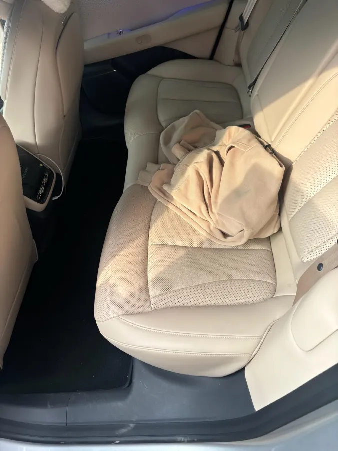 2024 Xpeng P7+ BEV 60.7KWH,autocango,china used car exporter,china ev exporter,chinese used car exporter,chinese used ev exporter