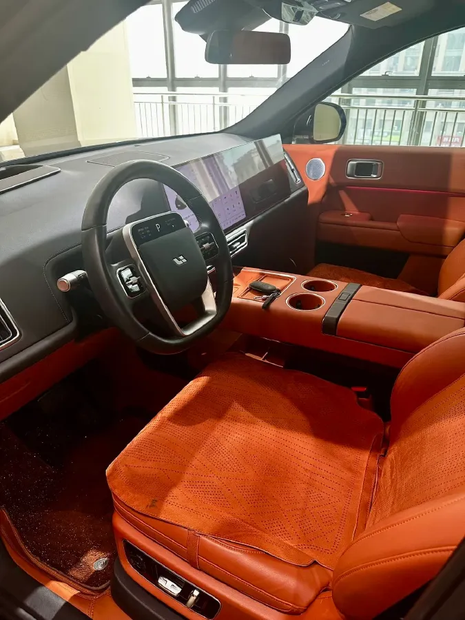 2024 Ford Bronco 2.3T 275HP L4 10AT,autocango,china used car exporter,china ev exporter,chinese used car exporter,chinese used ev exporter