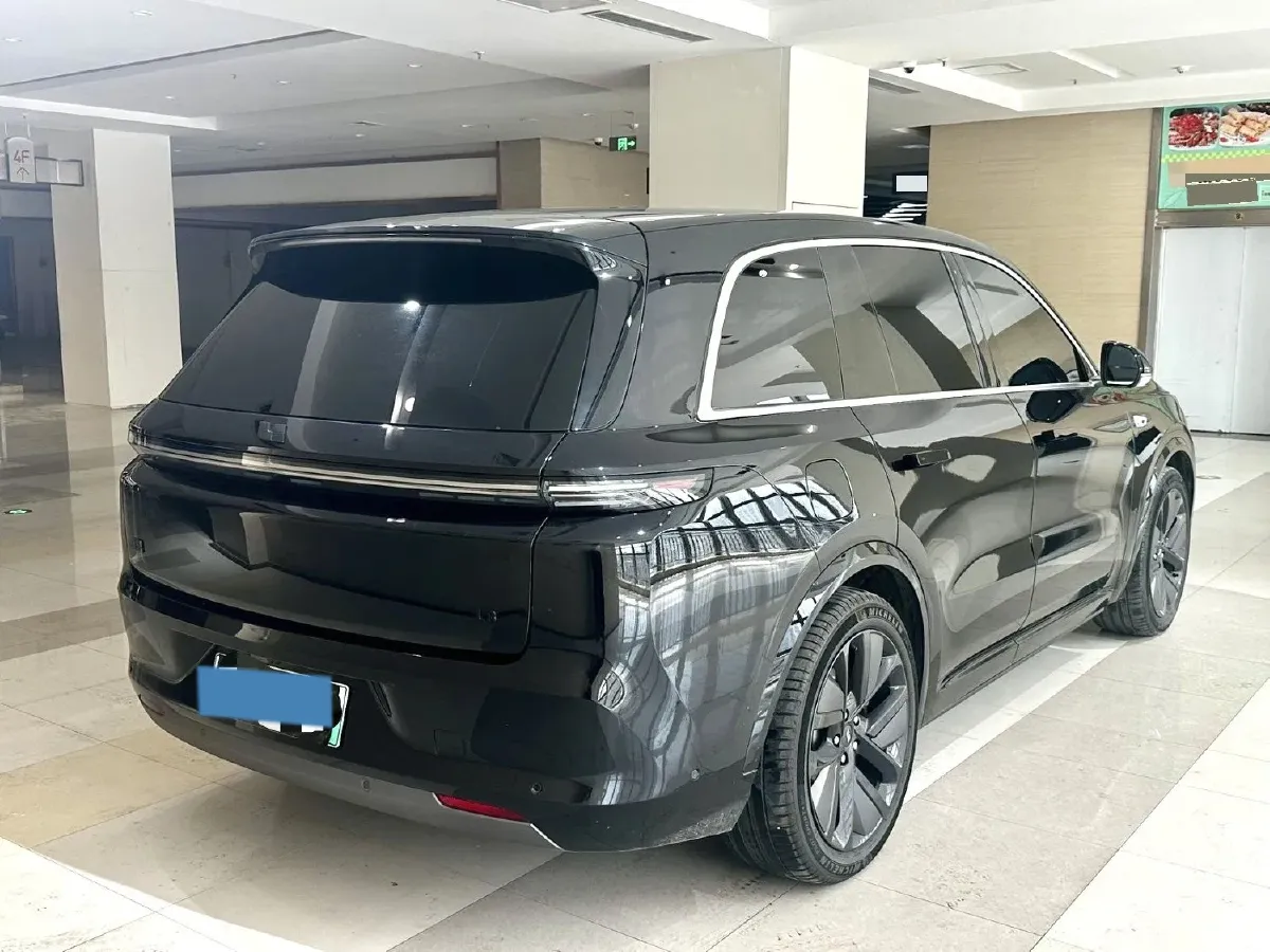 2024 Ford Bronco 2.3T 275HP L4 10AT,autocango,china used car exporter,china ev exporter,chinese used car exporter,chinese used ev exporter