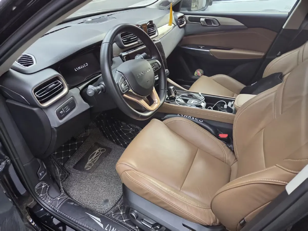 2018 LYNK&CO 03 1.5T 180HP L3 7DCT,autocango,china used car exporter,china ev exporter,chinese used car exporter,chinese used ev exporter