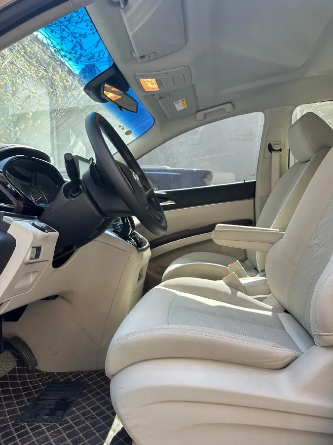 2023 Buick GL8 2.0T 237HP L4 9AT,autocango,china used car exporter,china ev exporter,chinese used car exporter,chinese used ev exporter