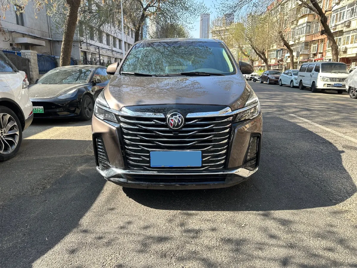 2023 Buick GL8 2.0T 237HP L4 9AT,autocango,china used car exporter,china ev exporter,chinese used car exporter,chinese used ev exporter