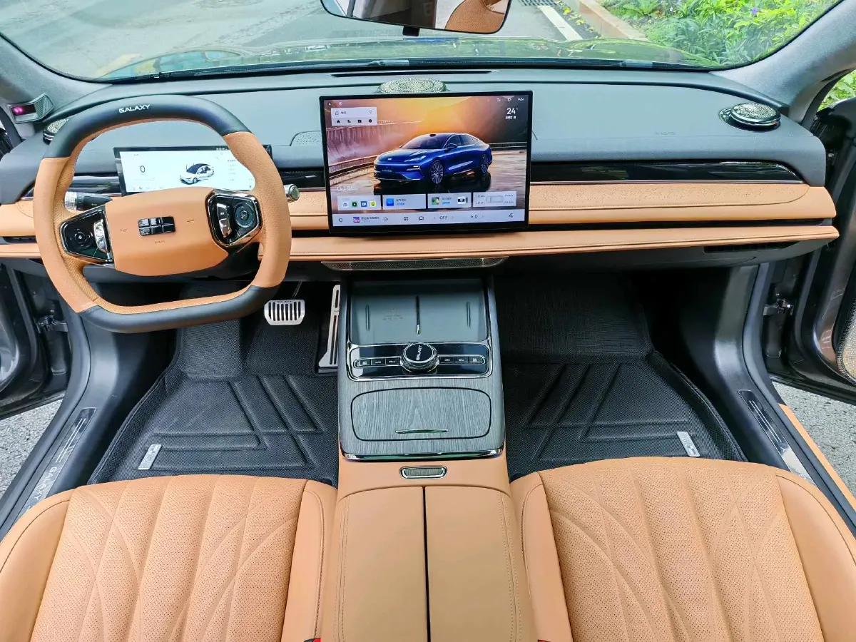 2025 Geely Galaxy Starshine 8 1.5T 163HP L4 3DHT PHEV 18.4KWH,autocango,china used car exporter,china ev exporter,chinese used car exporter,chinese used ev exporter