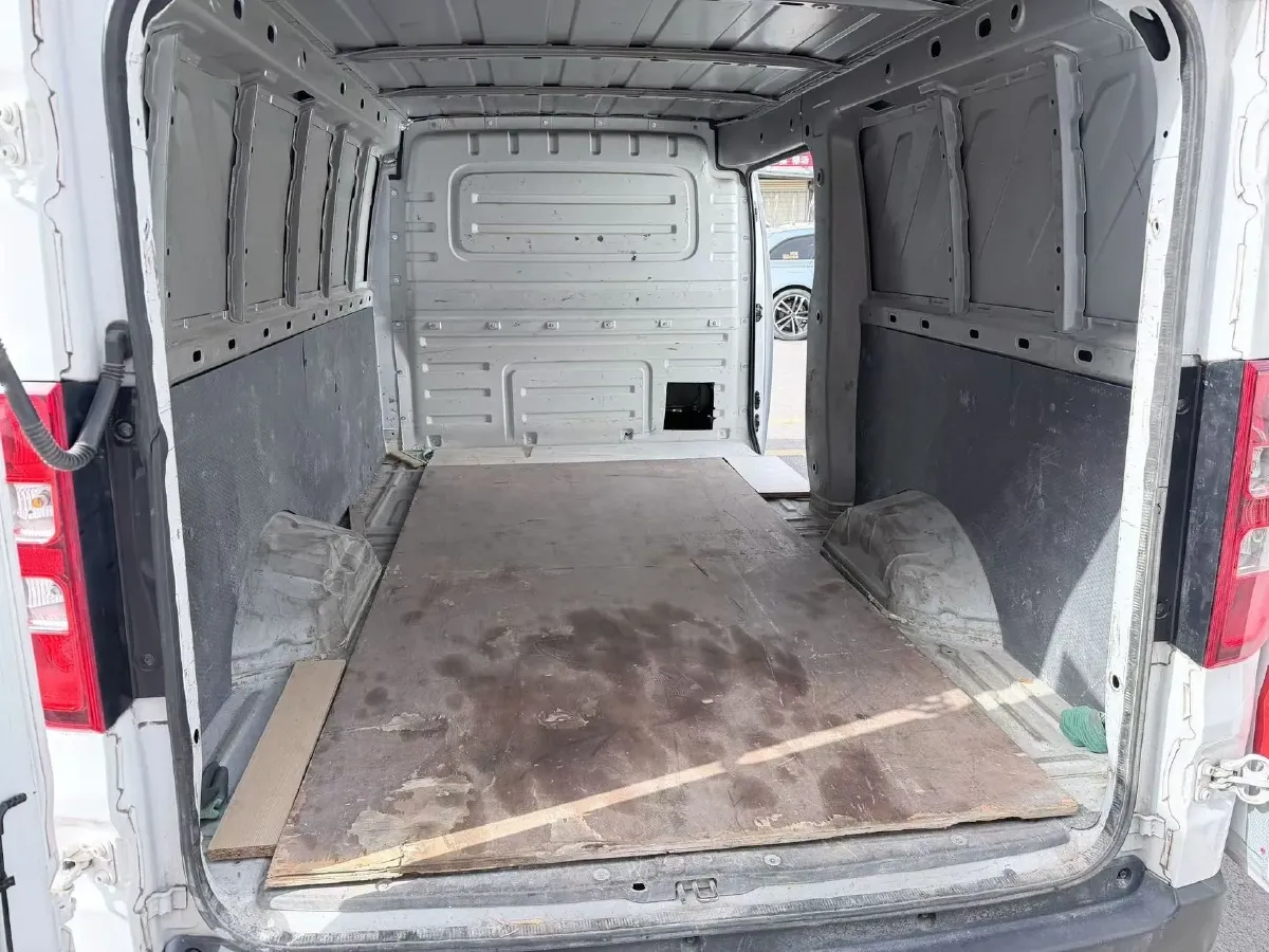 2024 WuLing YangGuang BEV 41.9KWH,autocango,china used car exporter,china ev exporter,chinese used car exporter,chinese used ev exporter