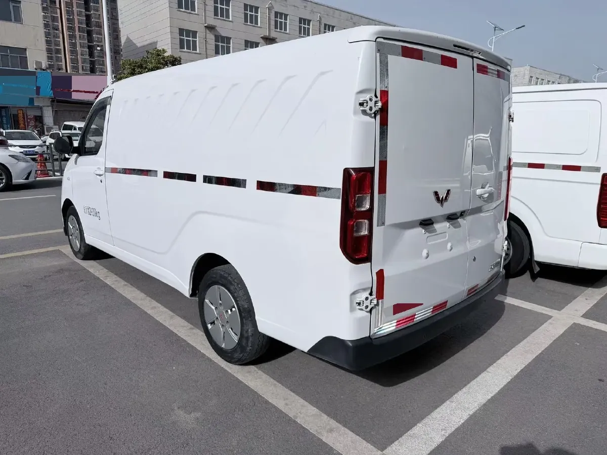 2024 WuLing YangGuang BEV 41.9KWH,autocango,china used car exporter,china ev exporter,chinese used car exporter,chinese used ev exporter