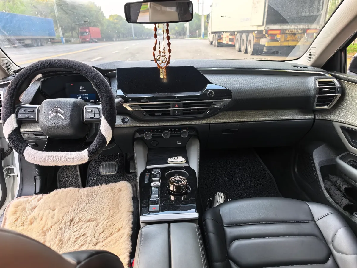 2021 Citroen C5 X 1.6T 175HP L4 8AT,autocango,china used car exporter,china ev exporter,chinese used car exporter,chinese used ev exporter