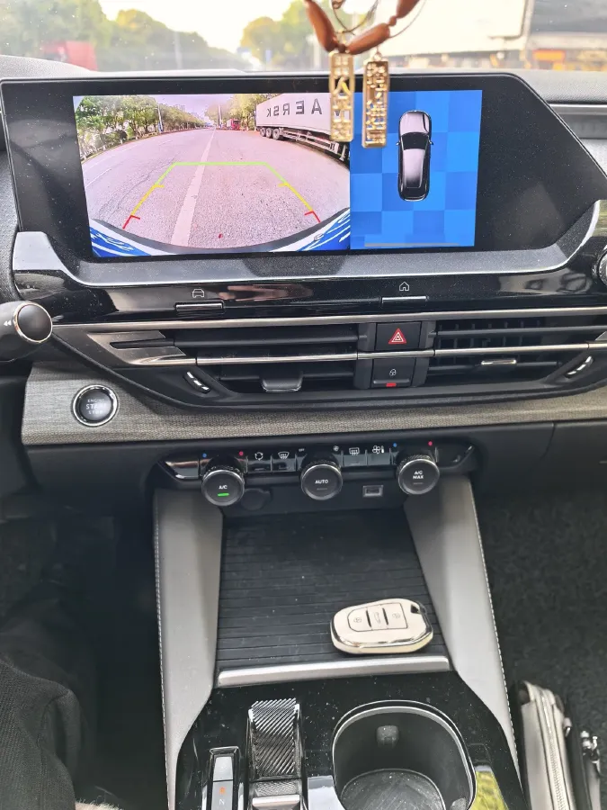 2021 Citroen C5 X 1.6T 175HP L4 8AT,autocango,china used car exporter,china ev exporter,chinese used car exporter,chinese used ev exporter