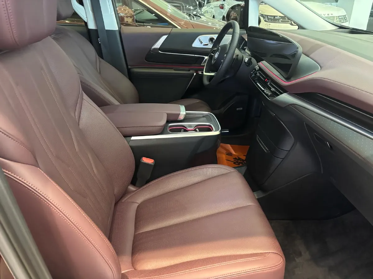 2025 Buick Century 2.0T 237HP L4 9AT,autocango,china used car exporter,china ev exporter,chinese used car exporter,chinese used ev exporter