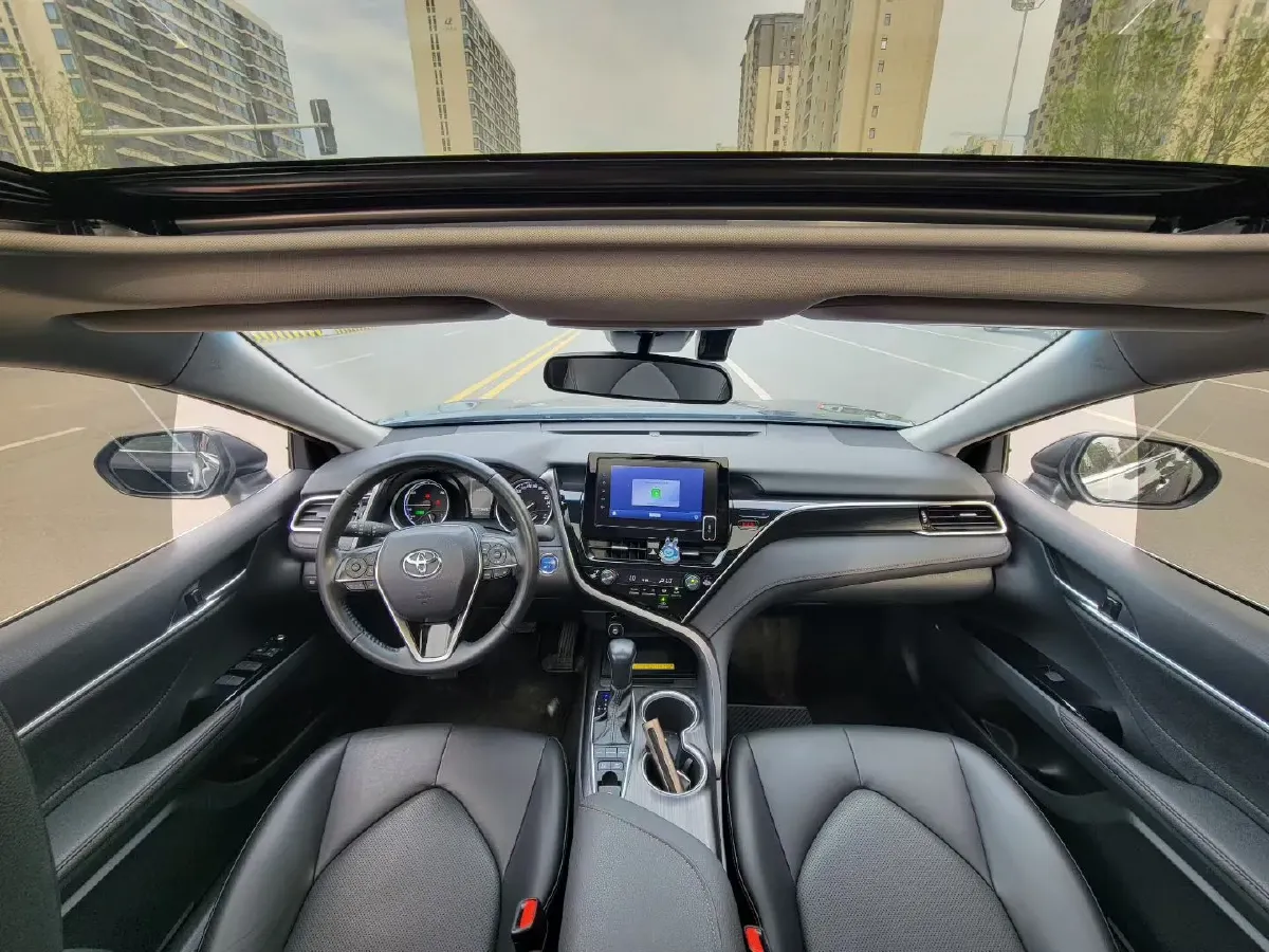 2023 Toyota Camry 2.5L 178HP L4 E-CVT Hybrid,autocango,china used car exporter,china ev exporter,chinese used car exporter,chinese used ev exporter