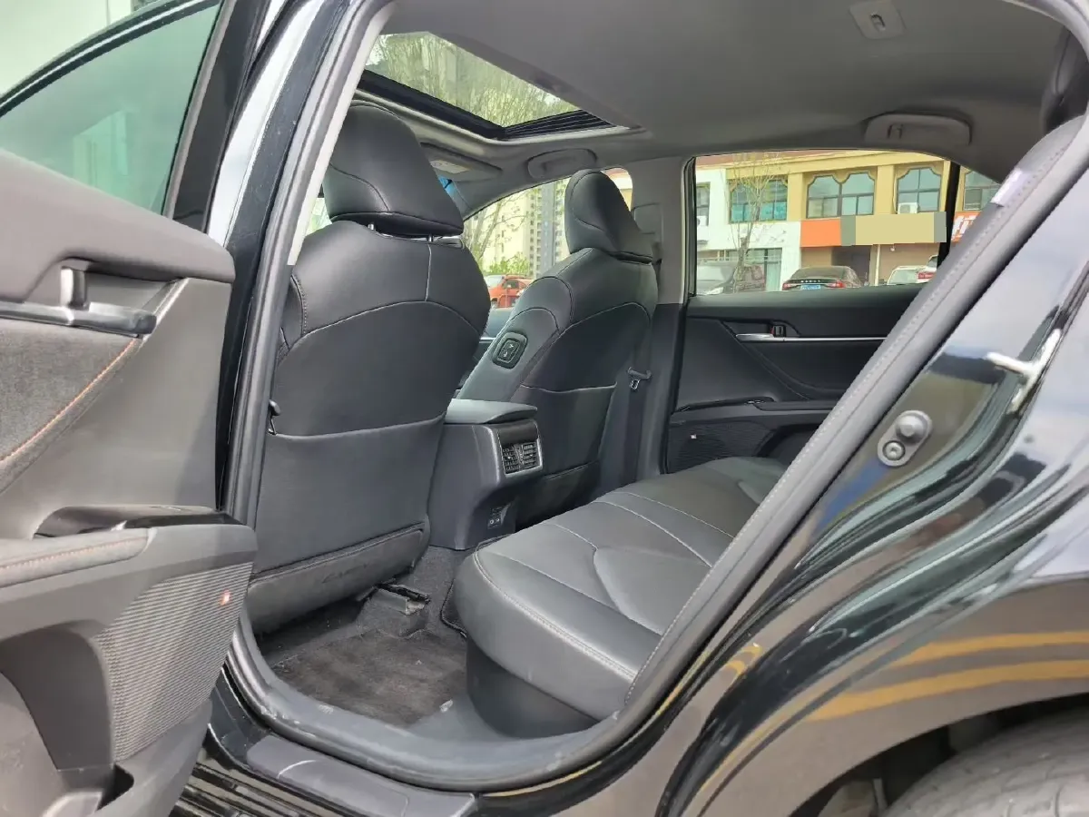 2023 Toyota Camry 2.5L 178HP L4 E-CVT Hybrid,autocango,china used car exporter,china ev exporter,chinese used car exporter,chinese used ev exporter