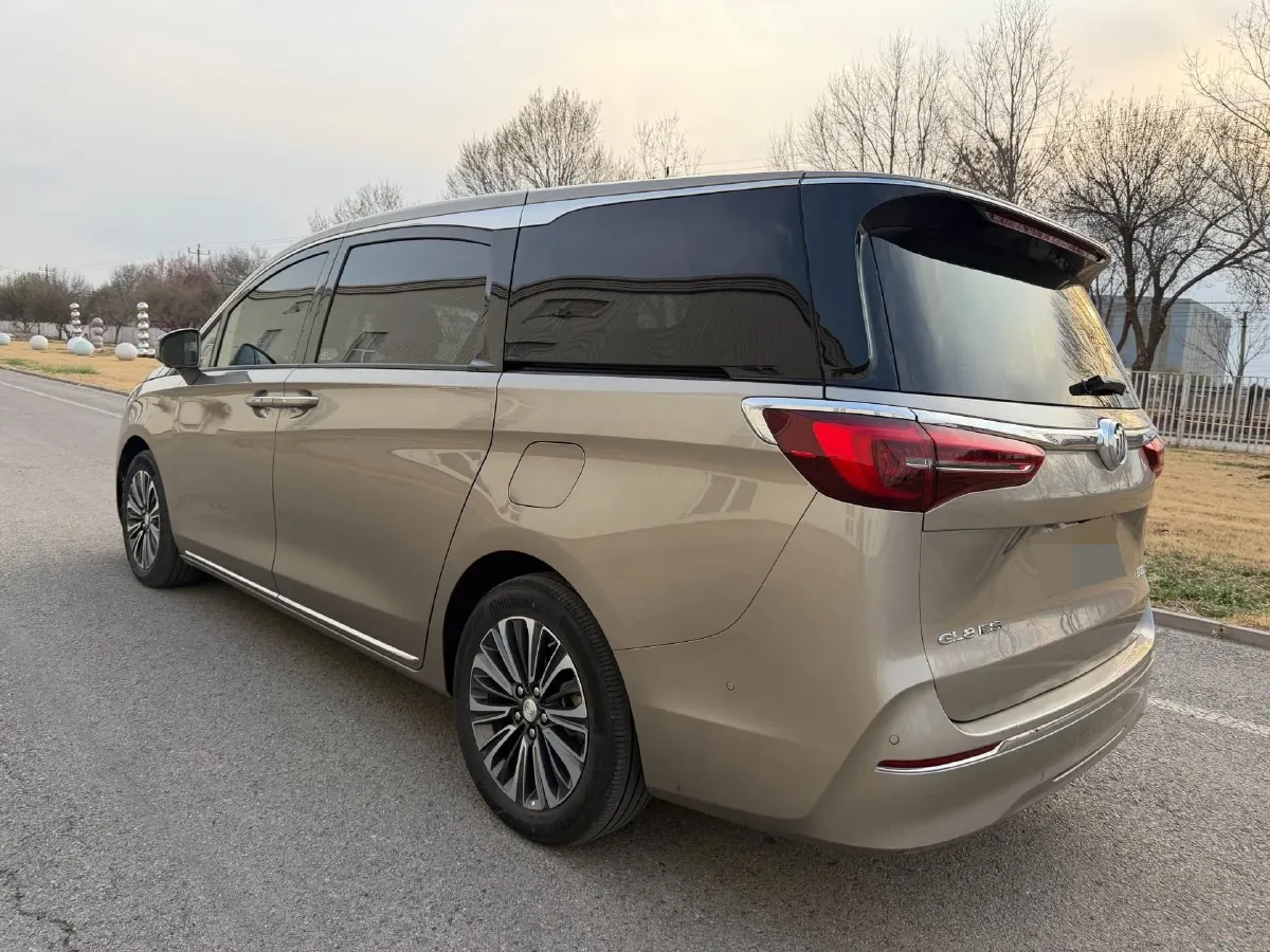 2023 Buick GL8 2.0T 237HP L4 9AT,autocango,china used car exporter,china ev exporter,chinese used car exporter,chinese used ev exporter