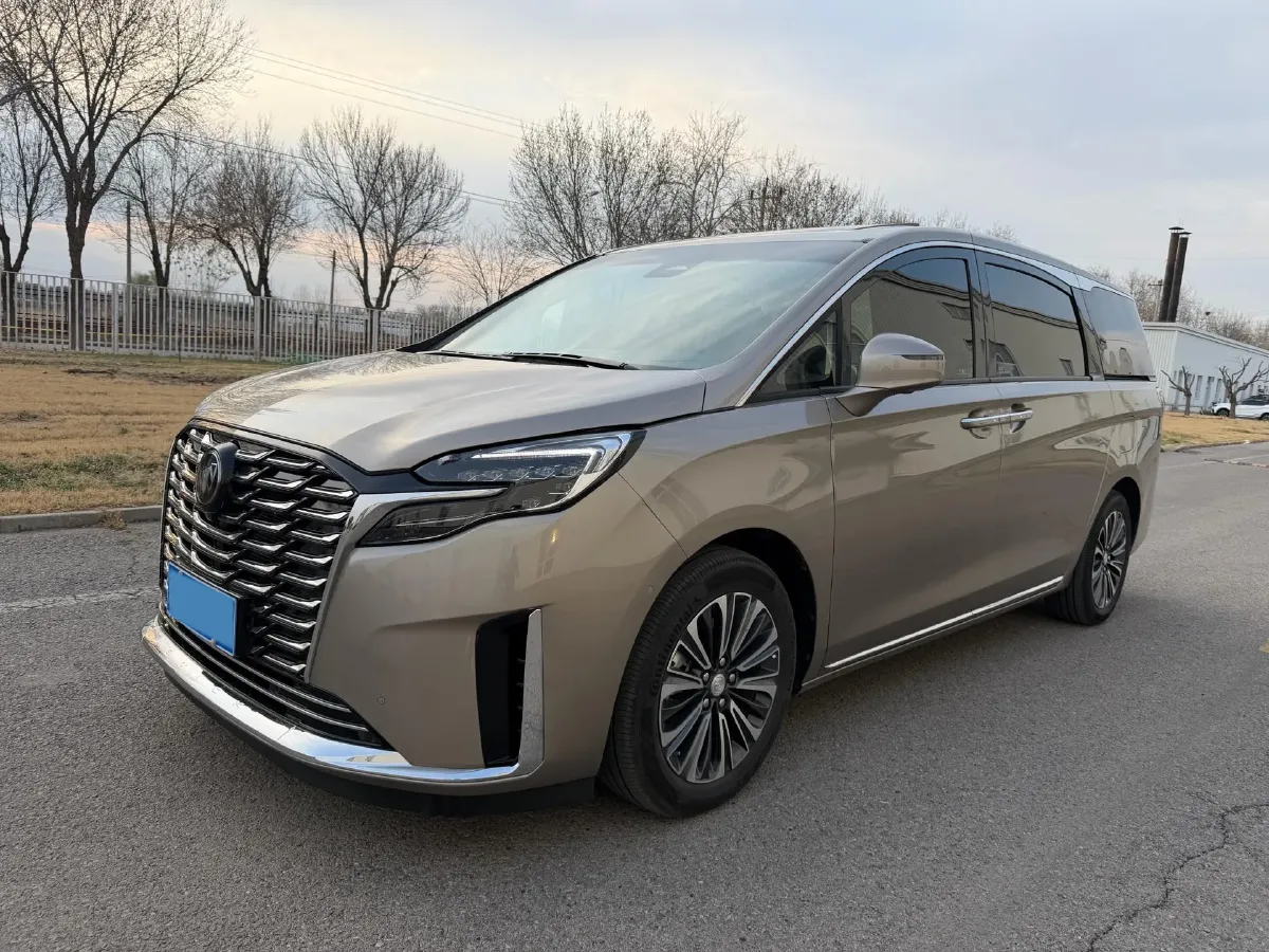 2023 Buick GL8 2.0T 237HP L4 9AT,autocango,china used car exporter,china ev exporter,chinese used car exporter,chinese used ev exporter