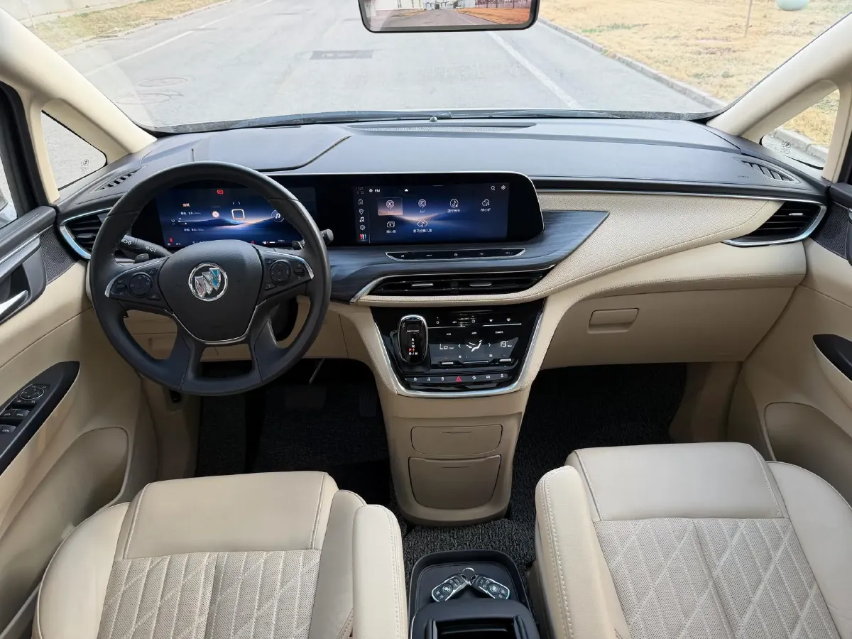 2023 Buick GL8 2.0T 237HP L4 9AT,autocango,china used car exporter,china ev exporter,chinese used car exporter,chinese used ev exporter