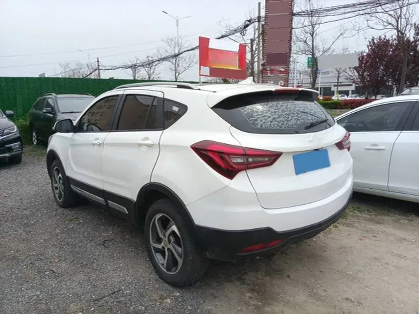 2017 HaiMa S5 1.6L 122HP L4 5MT,autocango,china used car exporter,china ev exporter,chinese used car exporter,chinese used ev exporter