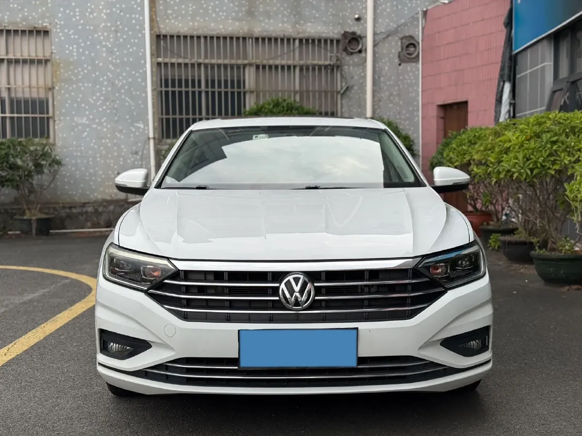 2020 Volkswagen Sagitar 1.2T 116HP L4 7DCT,autocango,china used car exporter,china ev exporter,chinese used car exporter,chinese used ev exporter