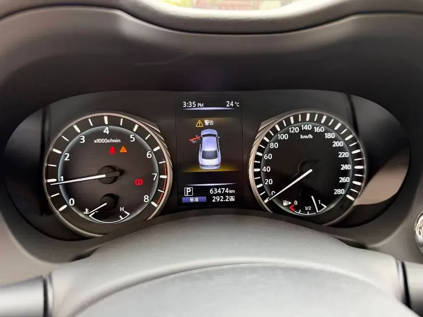 2018 Jeep Grand Commander 2.0T 265HP L4 9AT,autocango,china used car exporter,china ev exporter,chinese used car exporter,chinese used ev exporter